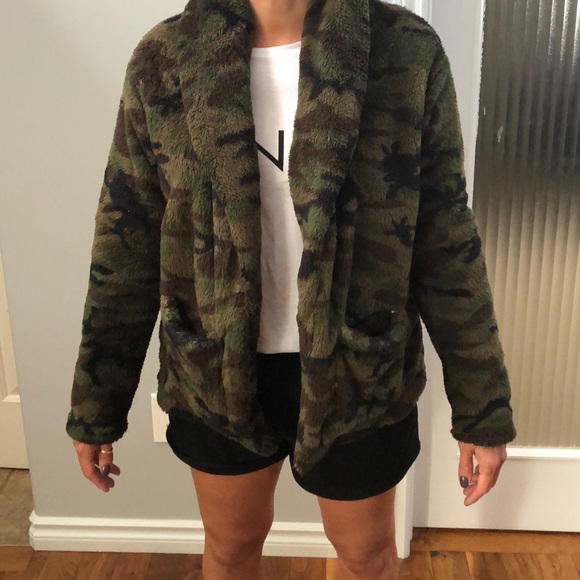 Design Lab Woobie Teddy Fleece Cardigan - Picture 7 of 9